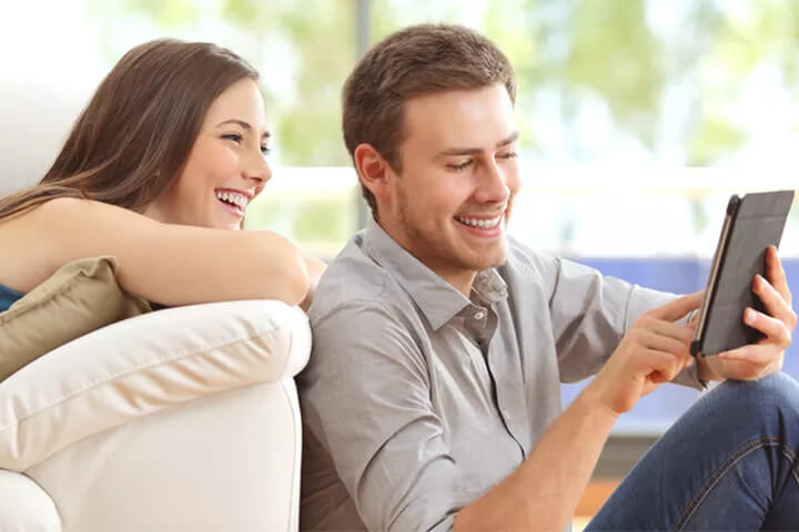 Viking Mortgages - Couple Talking about Best Home Loan Features